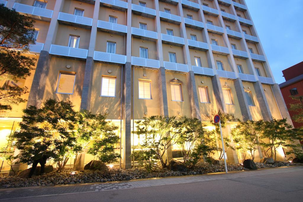 Uozu Manten Hotel Ekimae ภายนอก รูปภาพ
