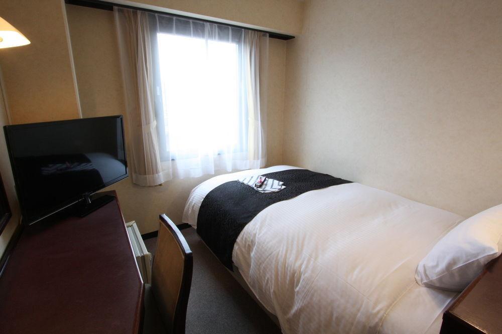Uozu Manten Hotel Ekimae ภายนอก รูปภาพ