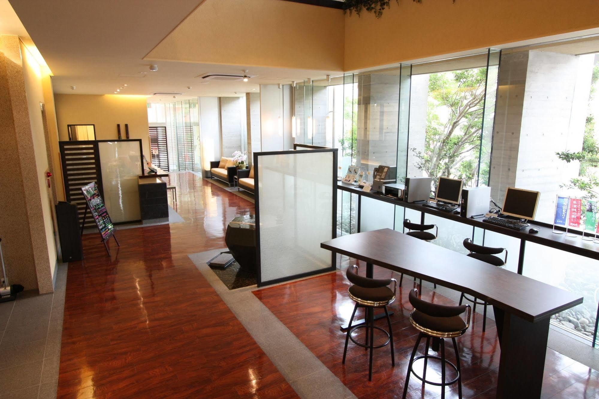 Uozu Manten Hotel Ekimae ภายนอก รูปภาพ
