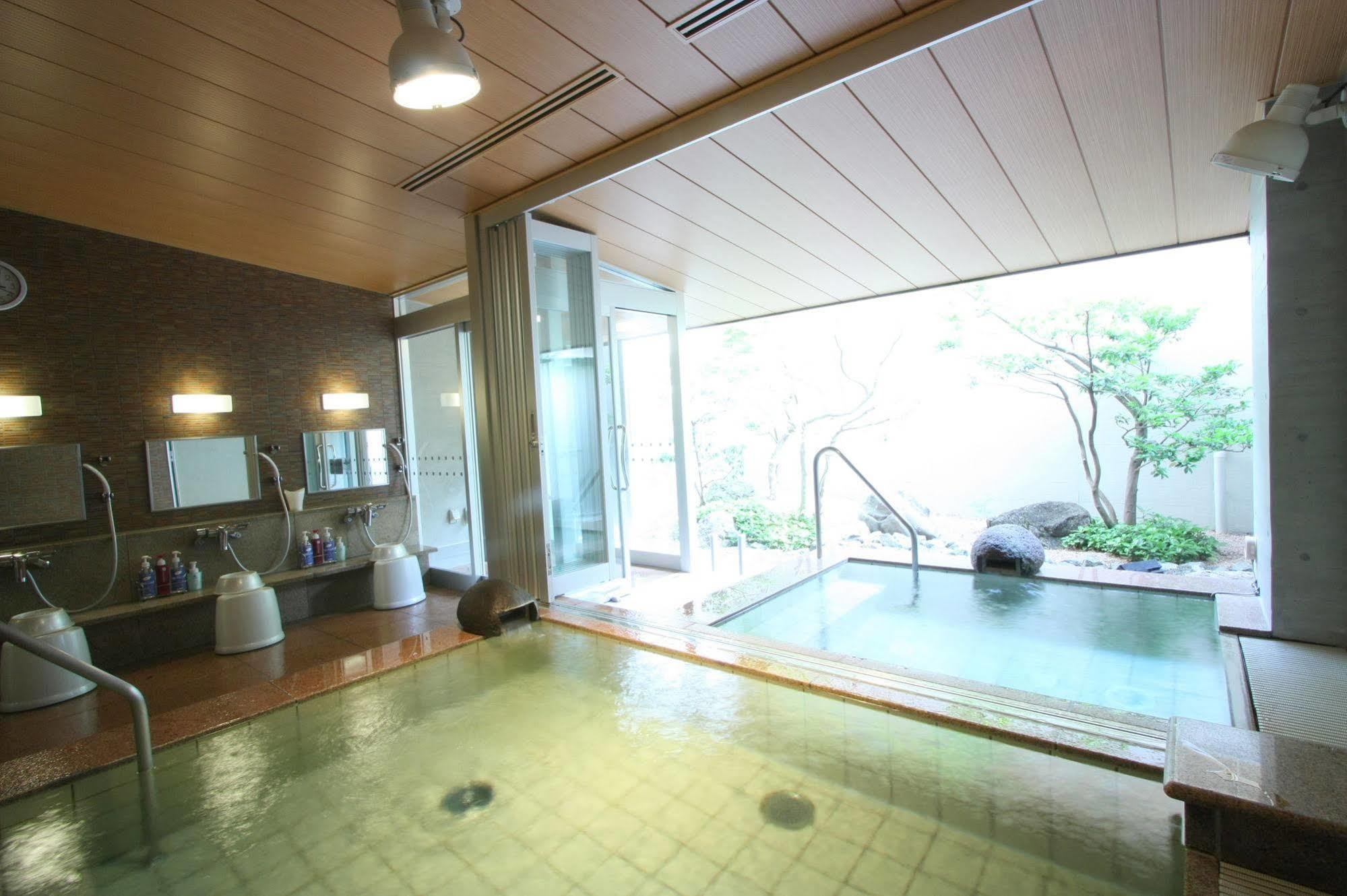 Uozu Manten Hotel Ekimae ภายนอก รูปภาพ