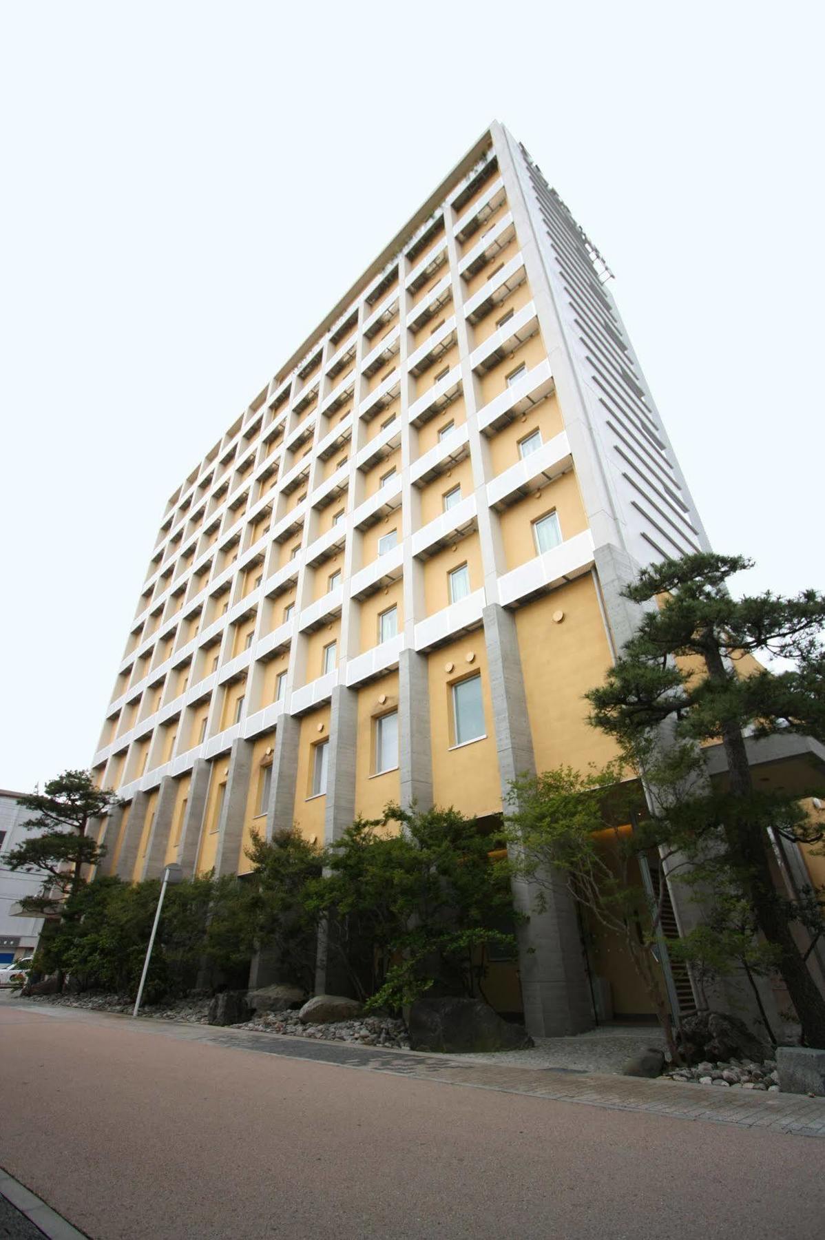 Uozu Manten Hotel Ekimae ภายนอก รูปภาพ